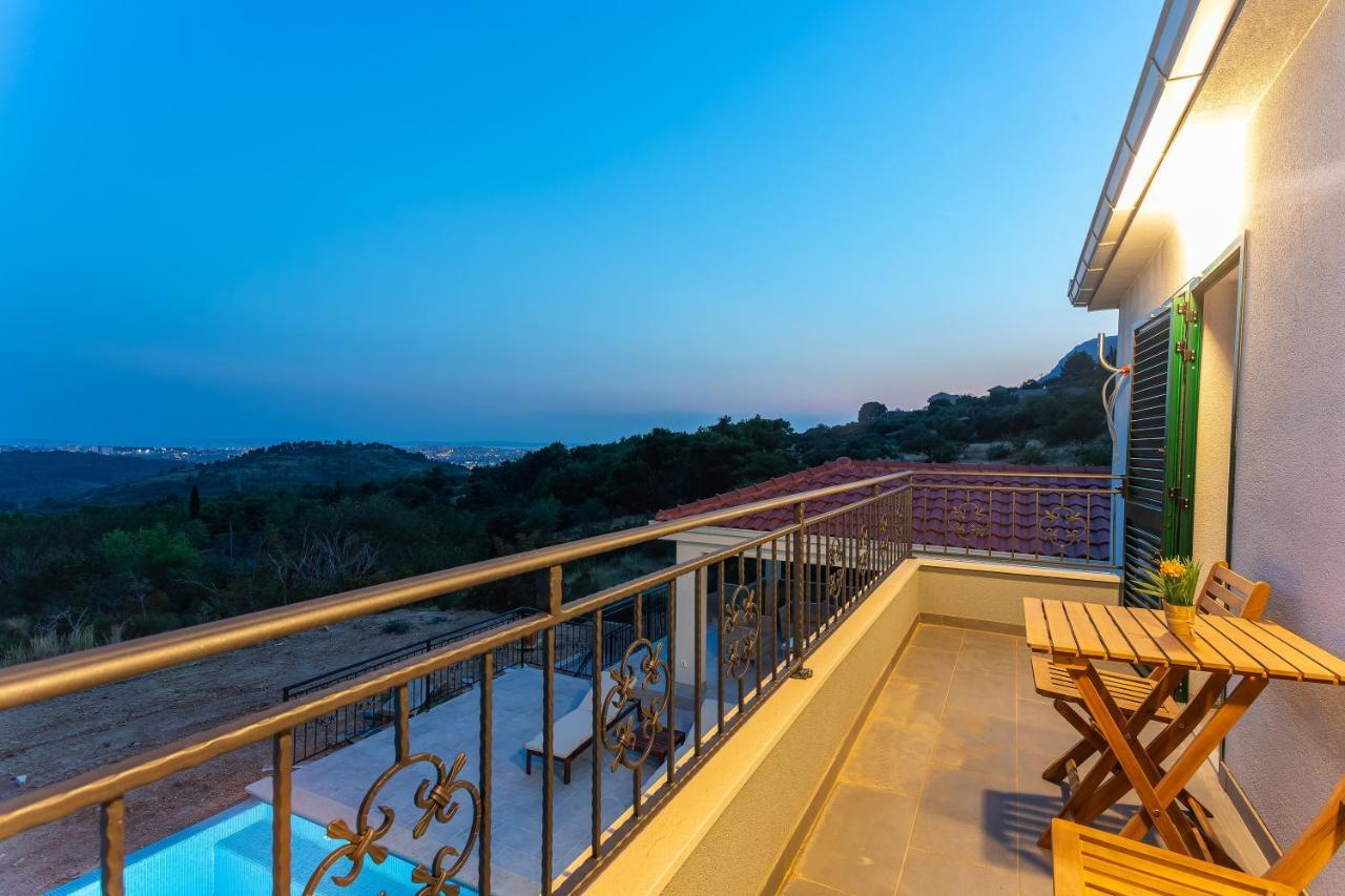 Villa Secluded House - Guaranteed Privacy - Heated Pool Klis Exterior foto