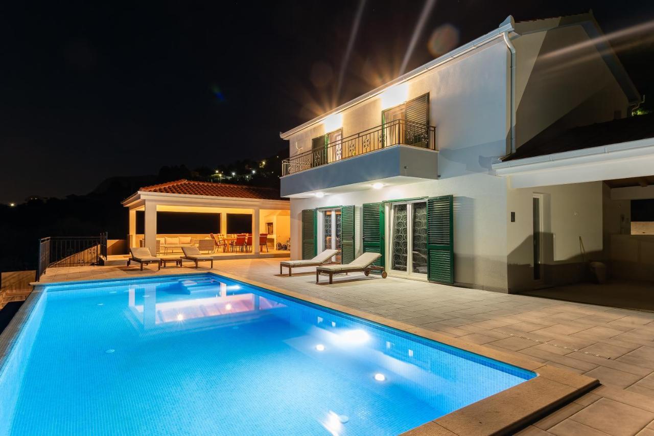 Villa Secluded House - Guaranteed Privacy - Heated Pool Klis Exterior foto