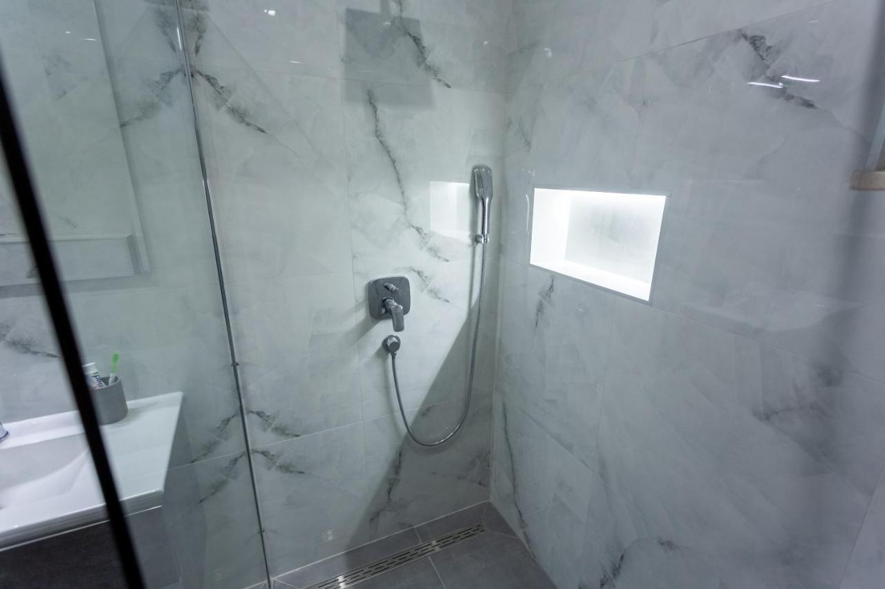 Villa Secluded House - Guaranteed Privacy - Heated Pool Klis Exterior foto