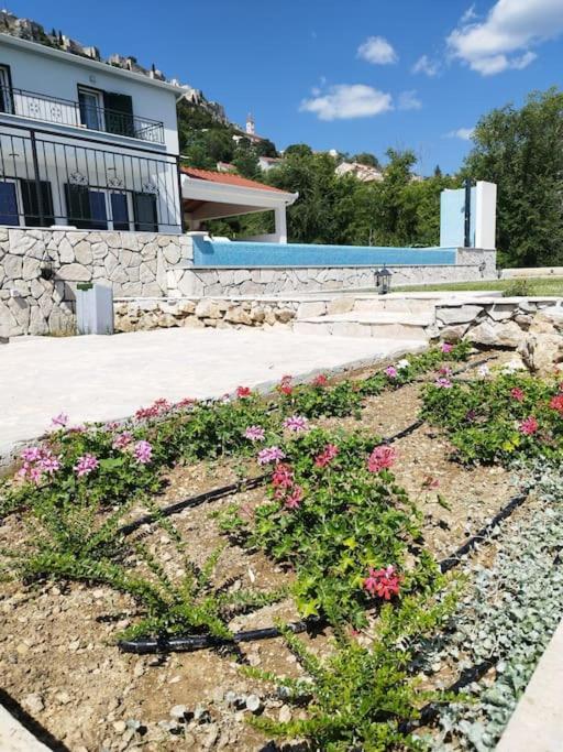 Villa Secluded House - Guaranteed Privacy - Heated Pool Klis Exterior foto