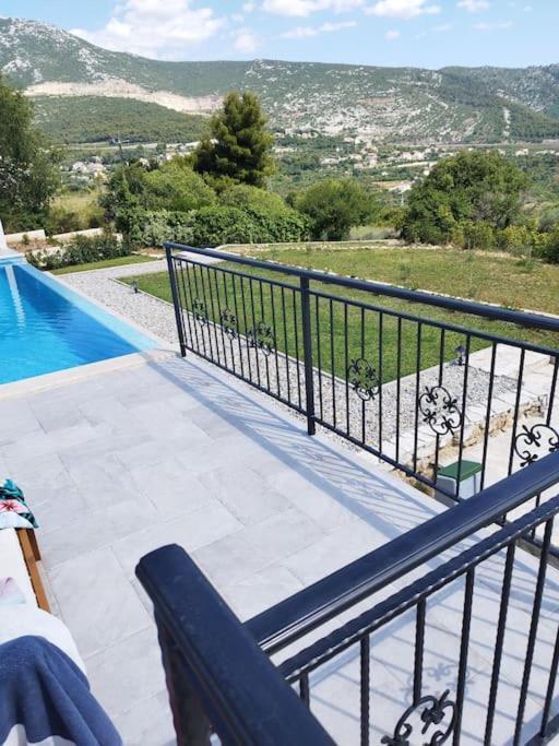 Villa Secluded House - Guaranteed Privacy - Heated Pool Klis Exterior foto